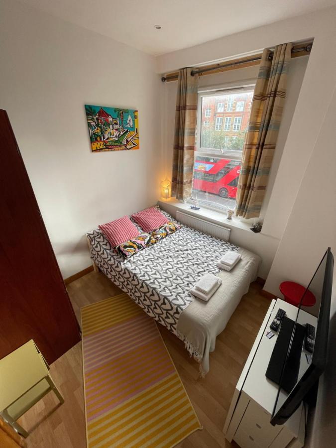 Spacious Family Flat Londra Exterior foto
