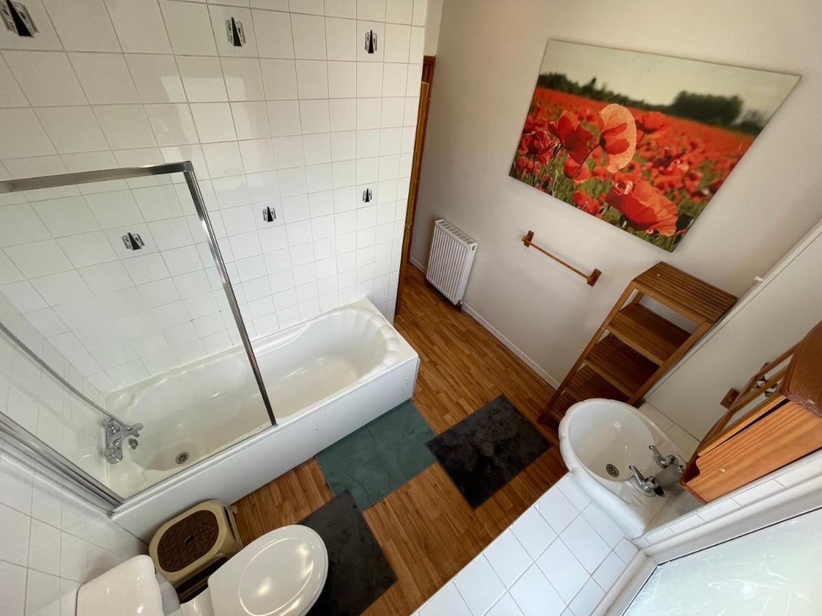 Spacious Family Flat Londra Exterior foto